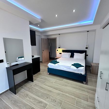 Central Studios Apartments Alykanas  Dış mekan fotoğraf