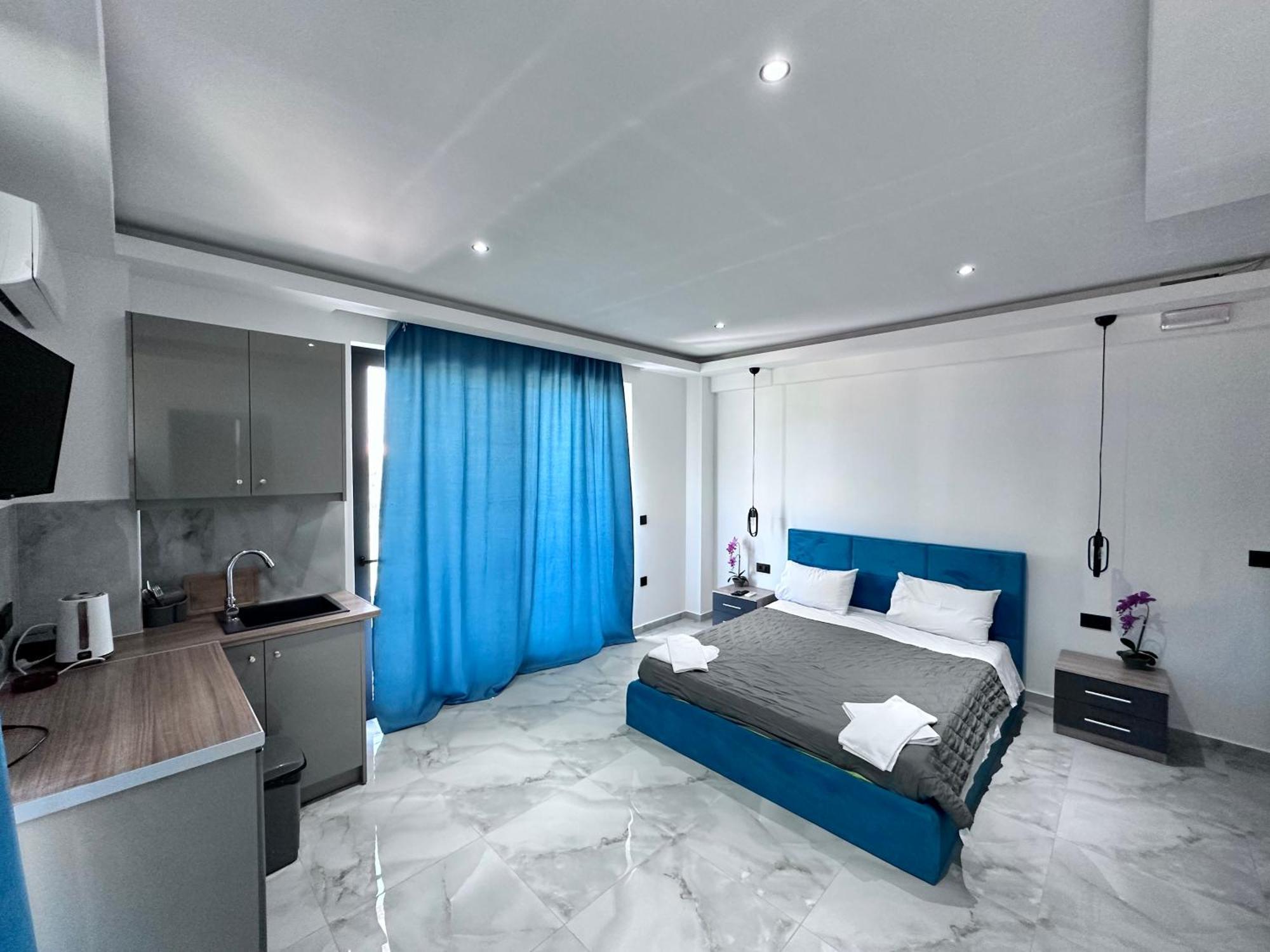 Central Studios Apartments Alykanas  Dış mekan fotoğraf