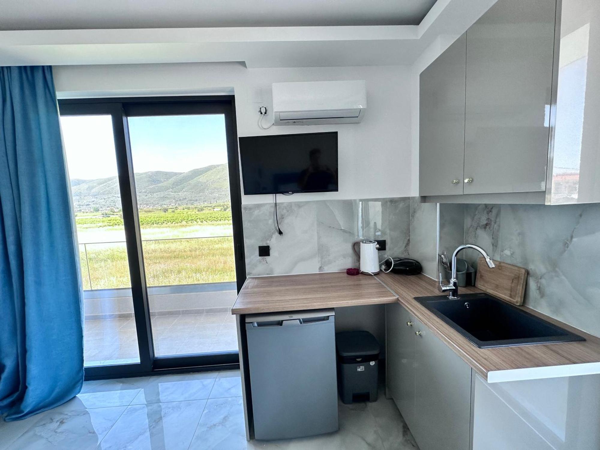 Central Studios Apartments Alykanas  Dış mekan fotoğraf