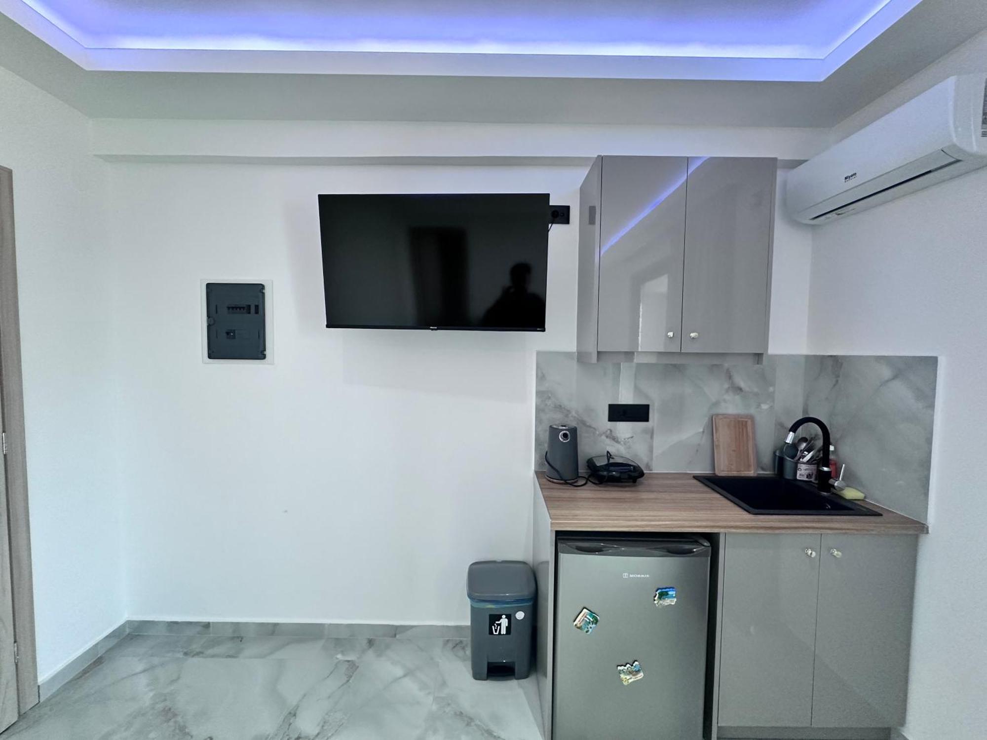 Central Studios Apartments Alykanas  Dış mekan fotoğraf