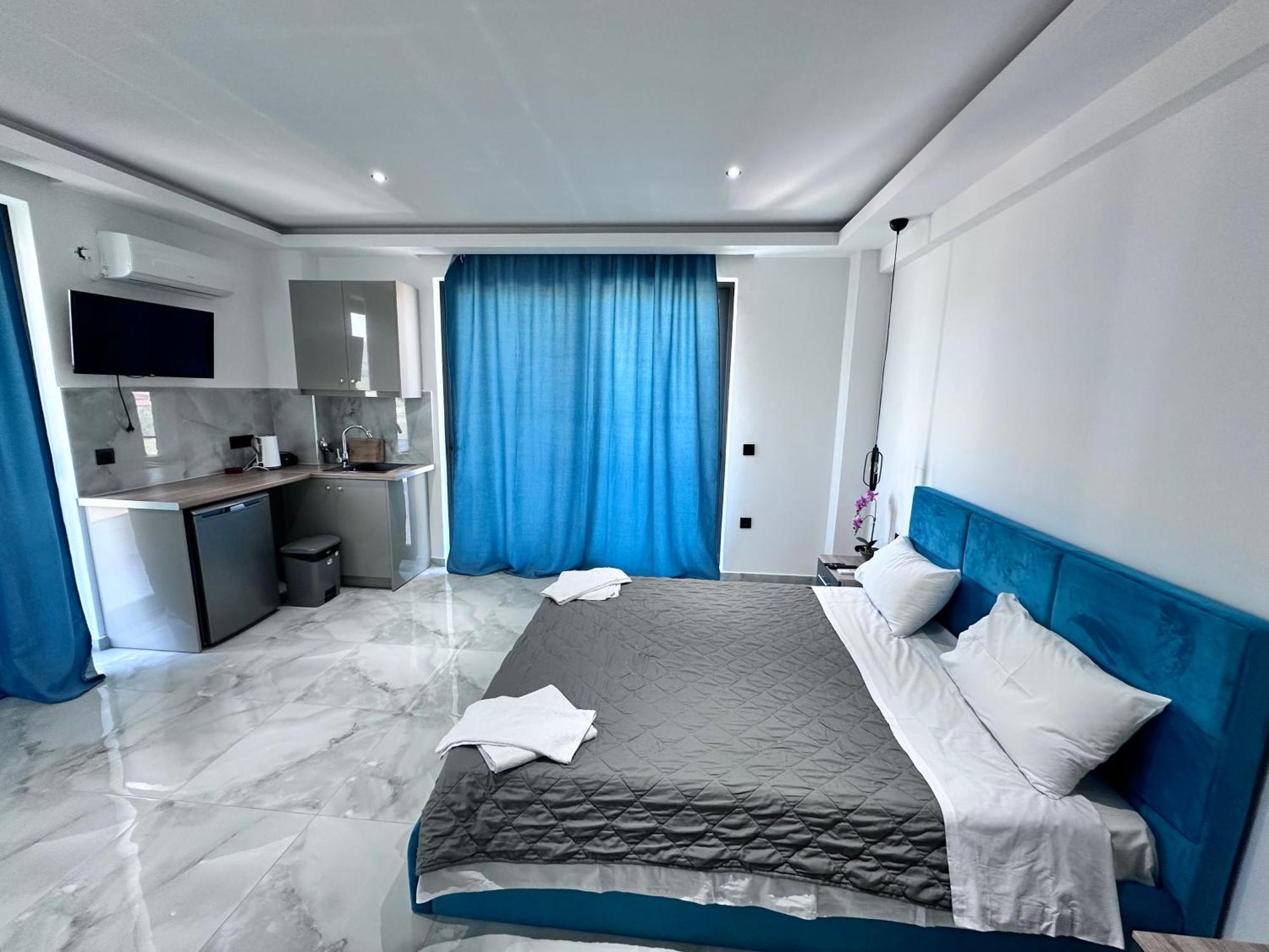 Central Studios Apartments Alykanas  Dış mekan fotoğraf