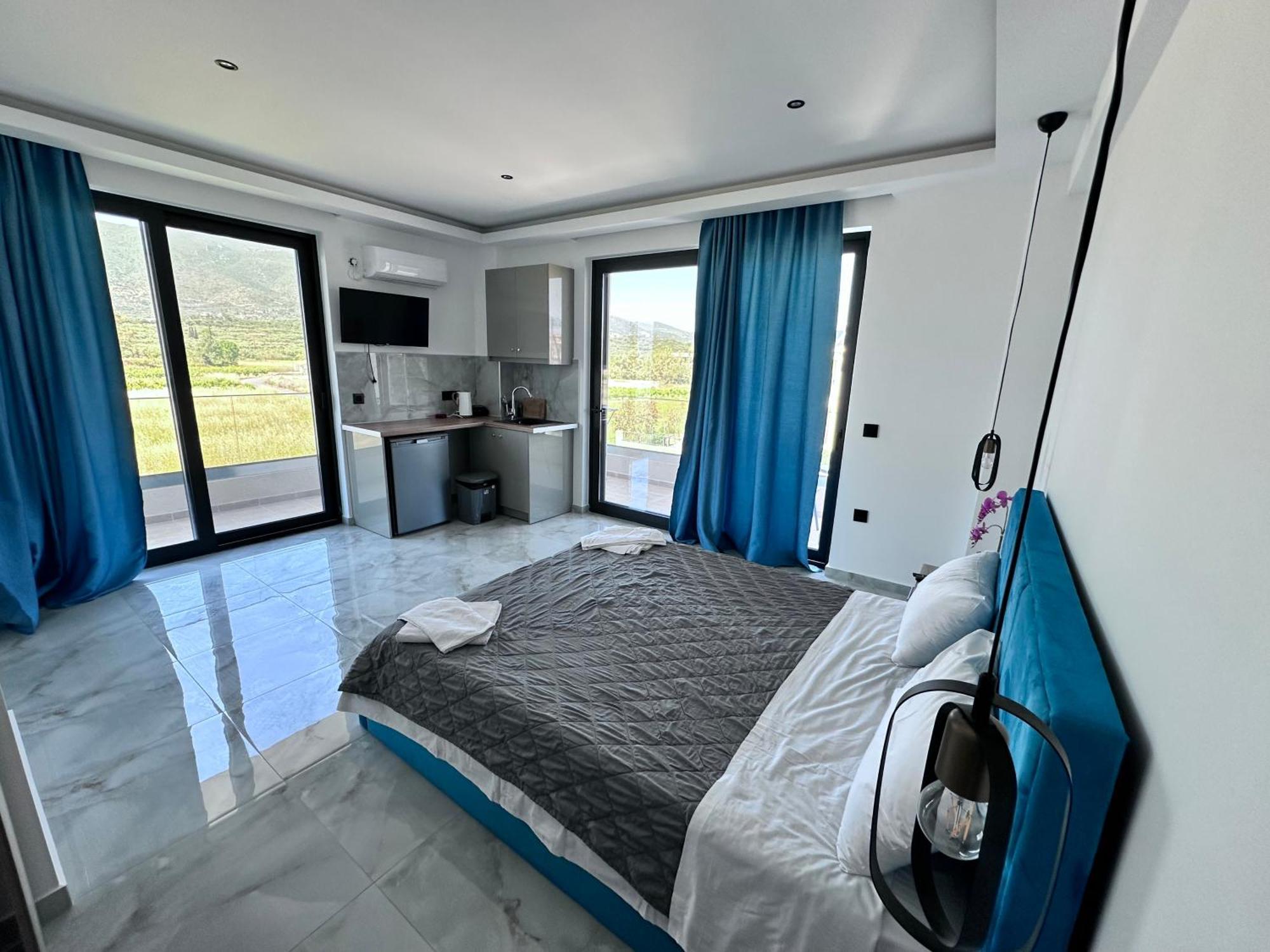 Central Studios Apartments Alykanas  Dış mekan fotoğraf