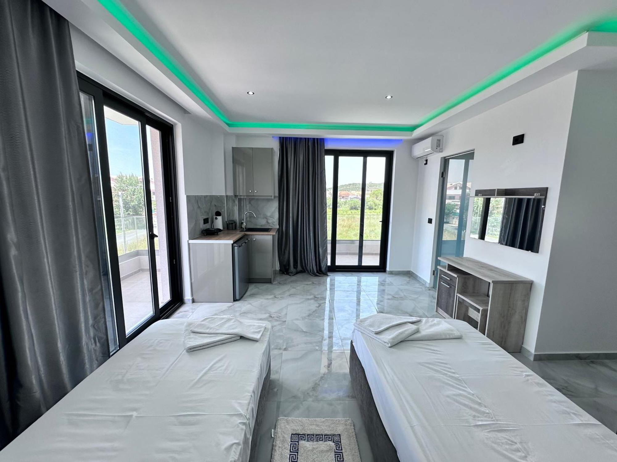 Central Studios Apartments Alykanas  Dış mekan fotoğraf