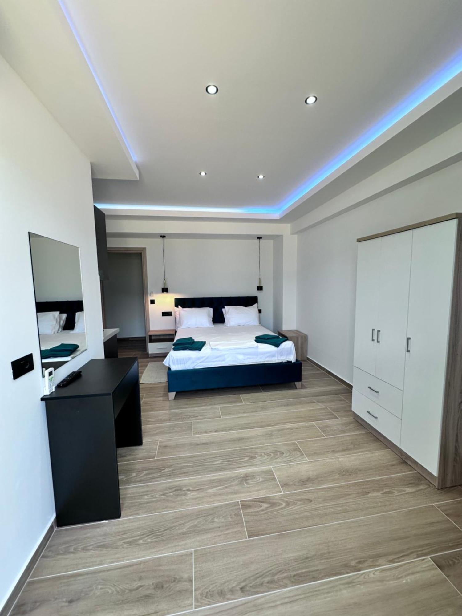 Central Studios Apartments Alykanas  Dış mekan fotoğraf
