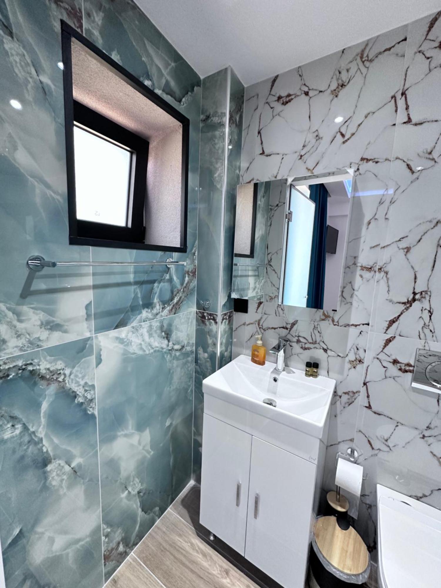 Central Studios Apartments Alykanas  Dış mekan fotoğraf
